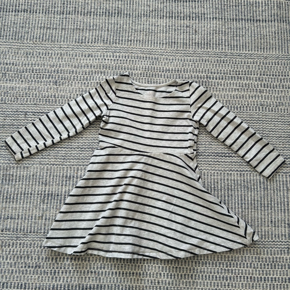 H&M Black and White Fit and Flare Dress Casual Long Sleeve